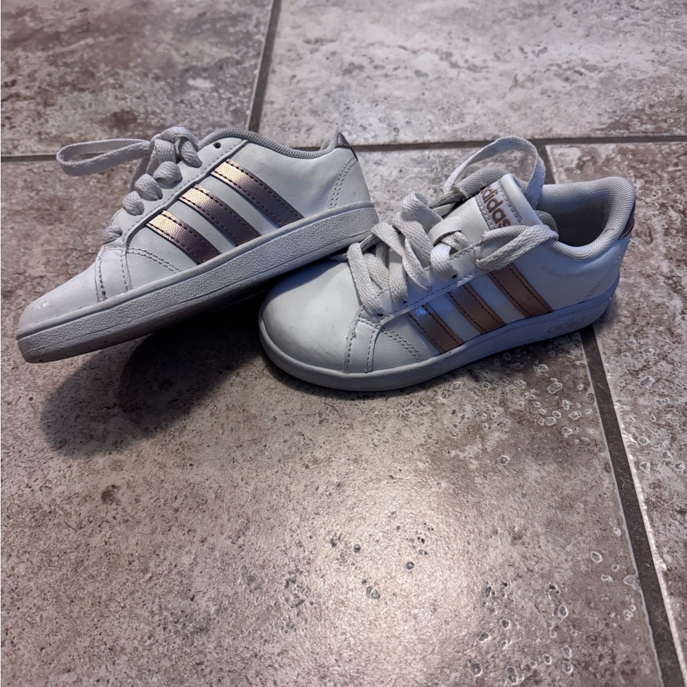 Adidas Kids White and Gold Sneakers